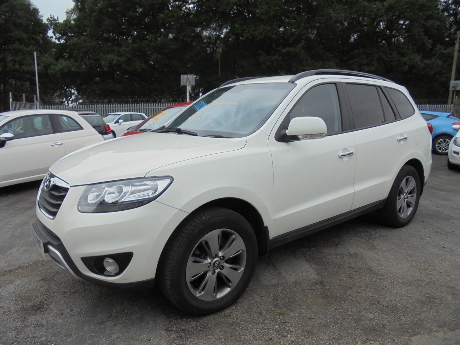 Hyundai Santa Fe Listing Image