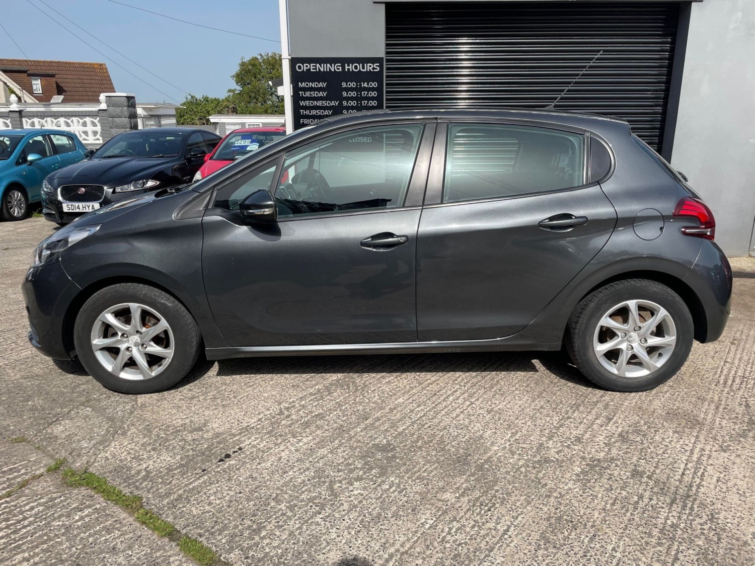 Peugeot 208 Listing Image