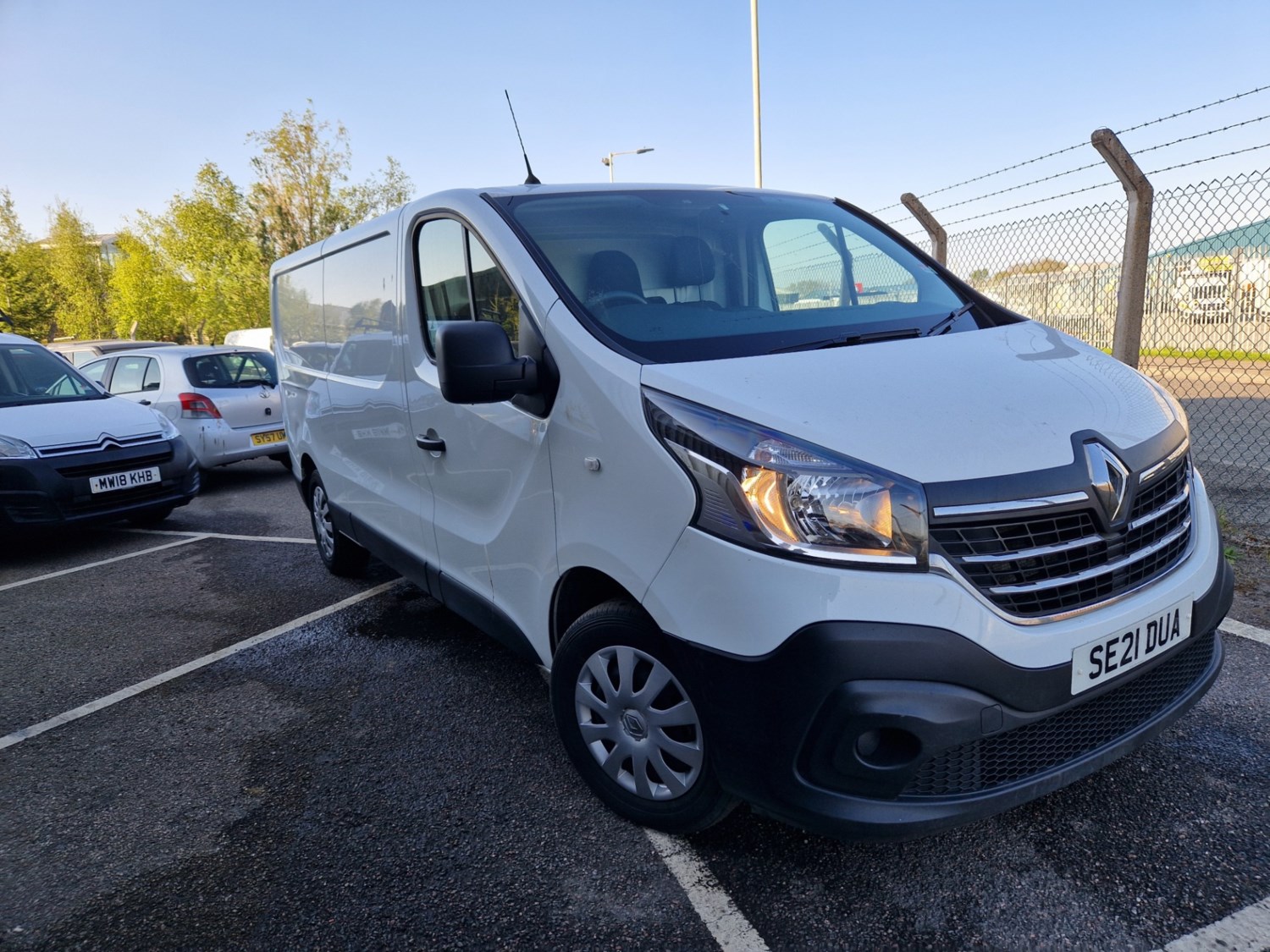 Renault Trafic Listing Image