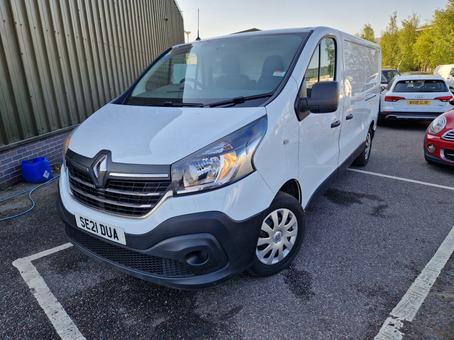 Renault Trafic Listing Image