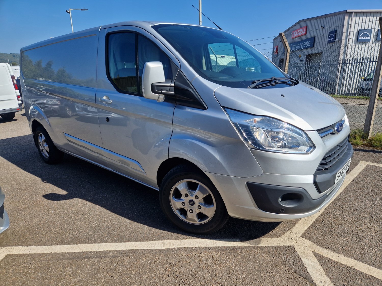 Ford Transit Custom Listing Image