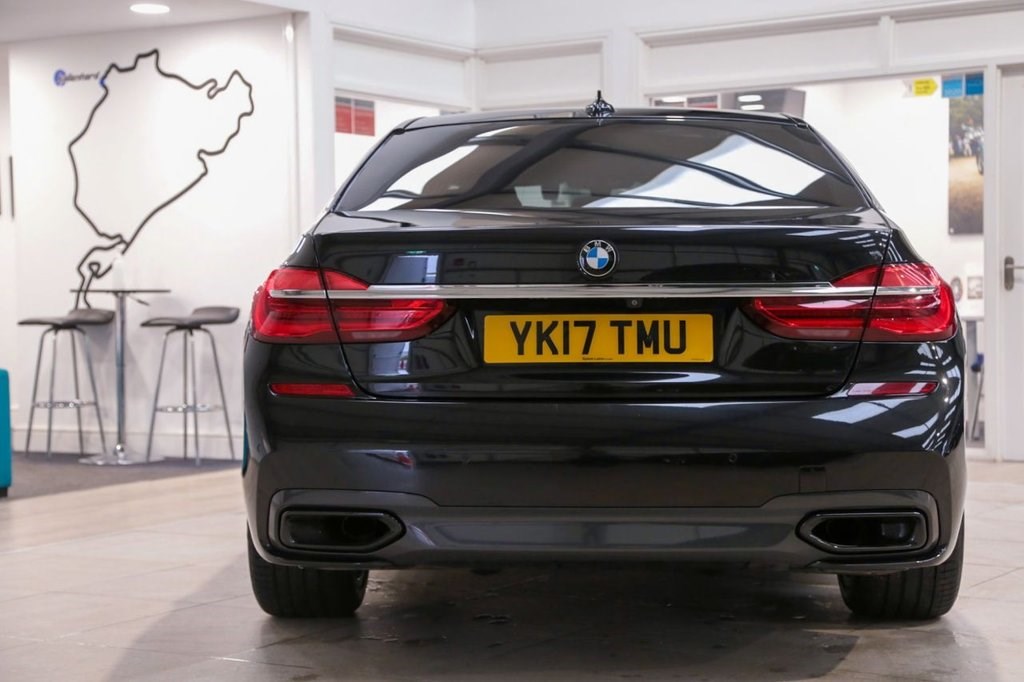 BMW 7 Series Listing Image