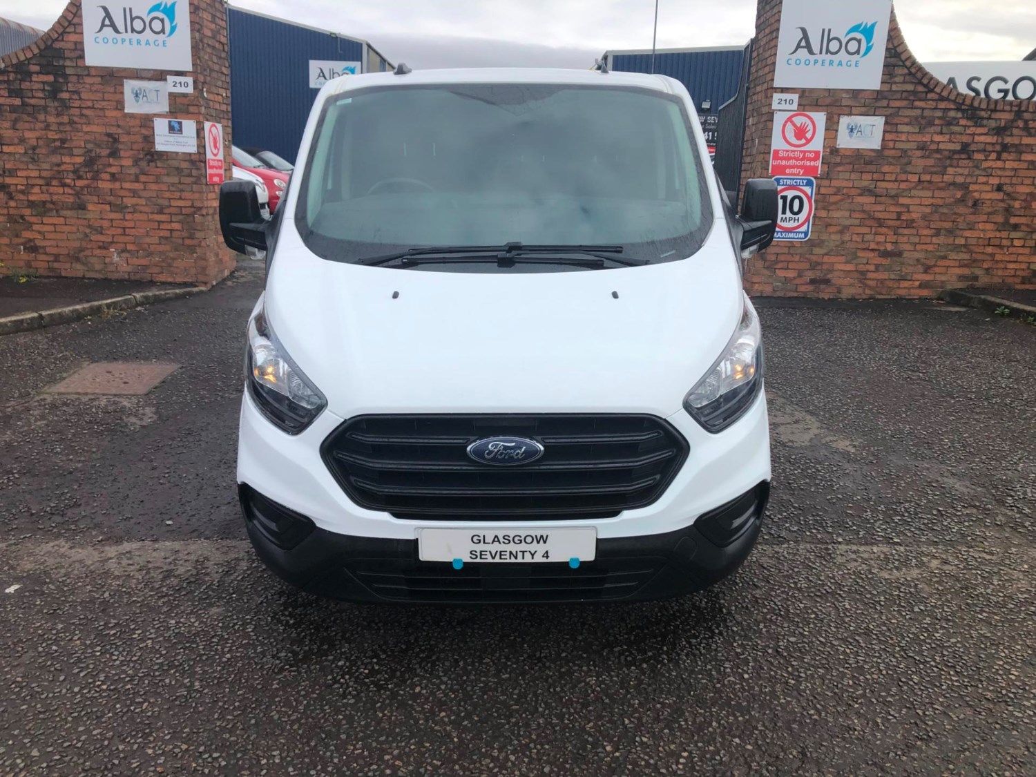 Ford Transit Custom Listing Image