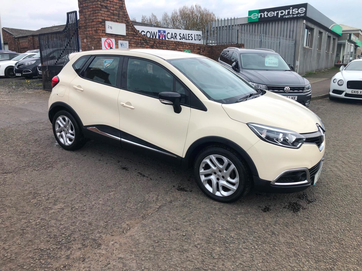 Renault Captur Listing Image