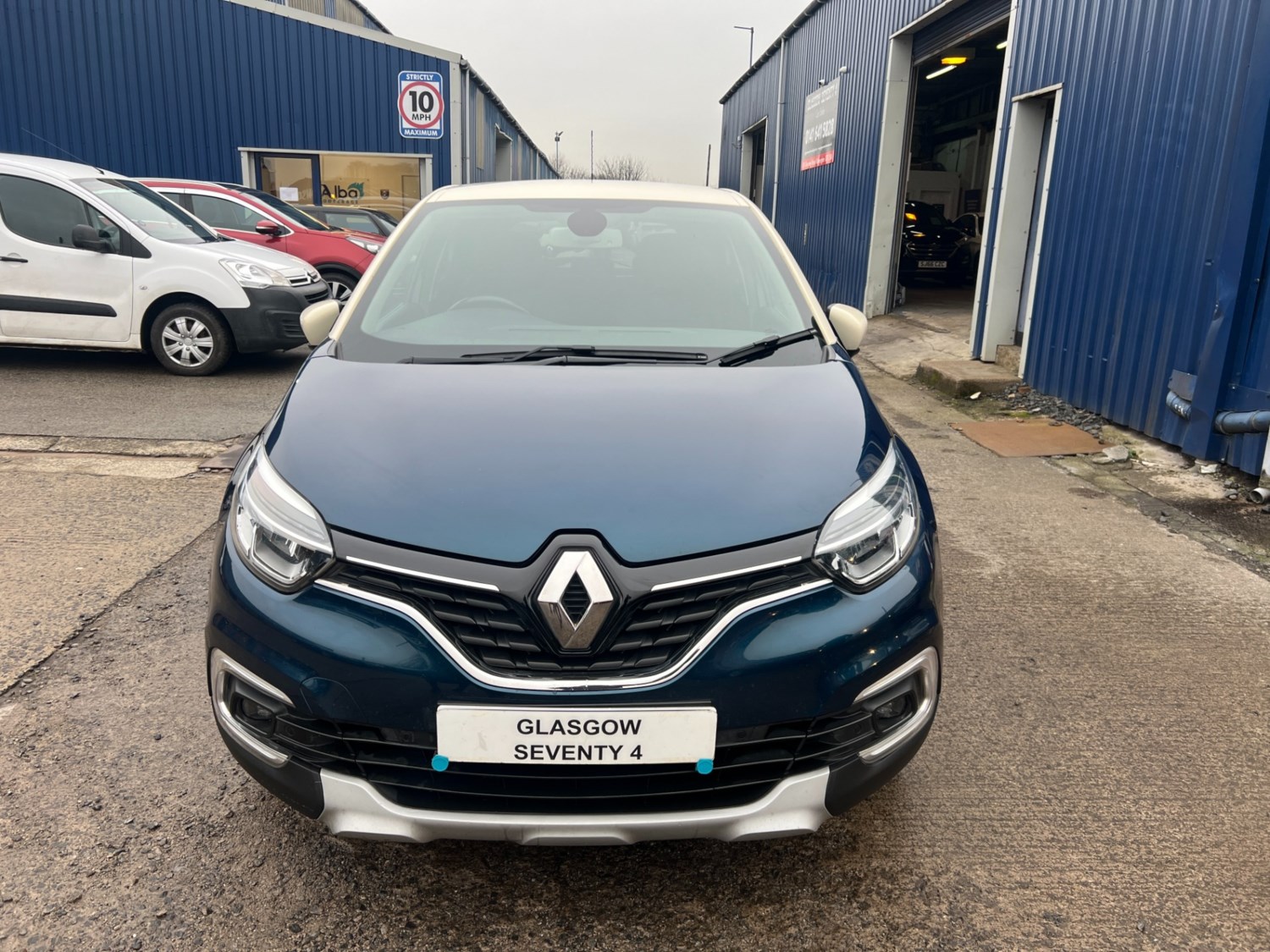 Renault Captur Listing Image