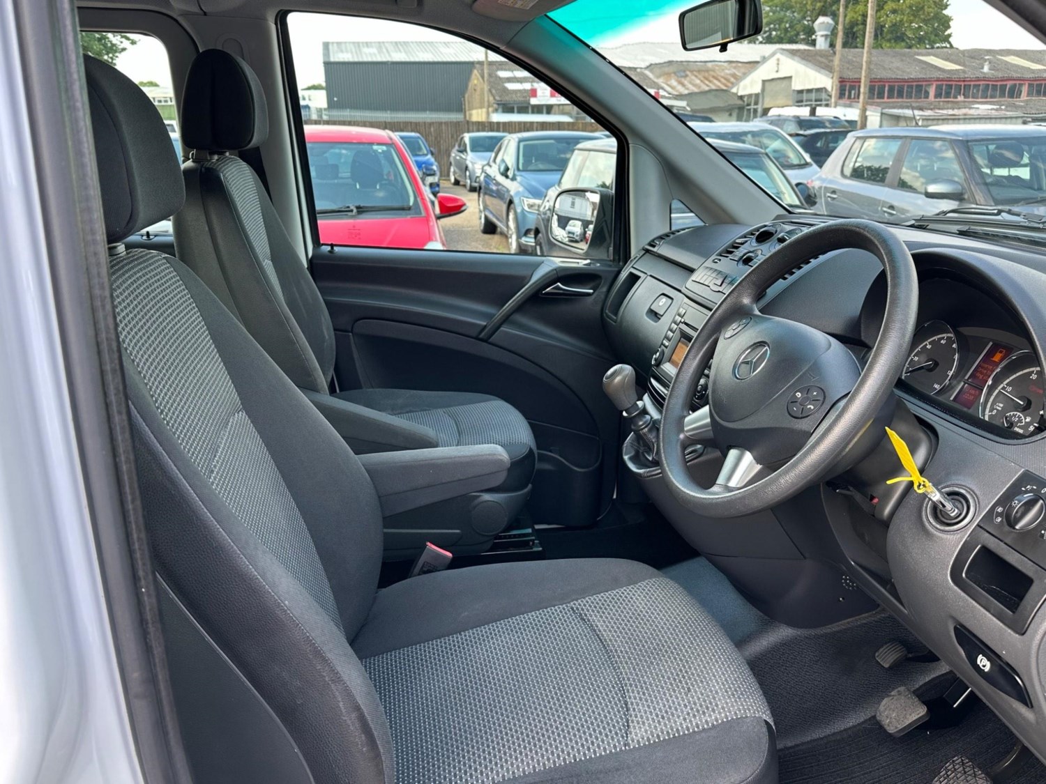 Mercedes-Benz Vito Listing Image