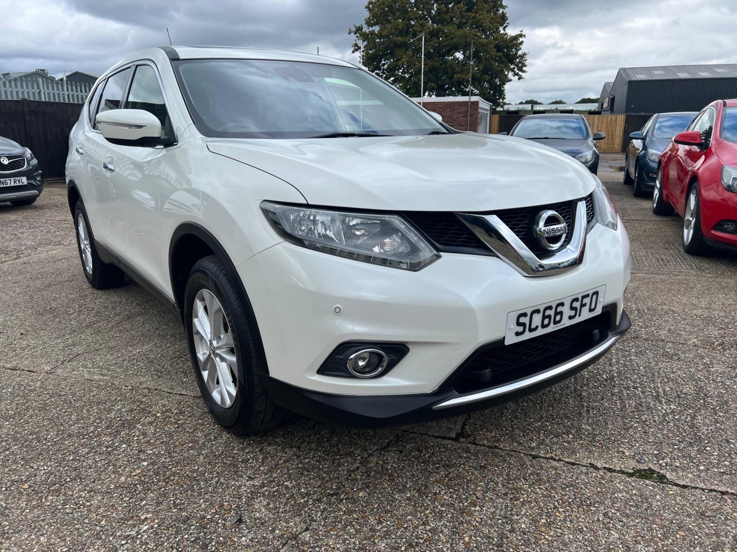 Nissan X-Trail Listing Image