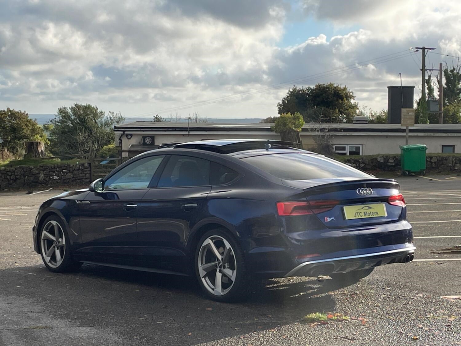 Audi A5 Listing Image