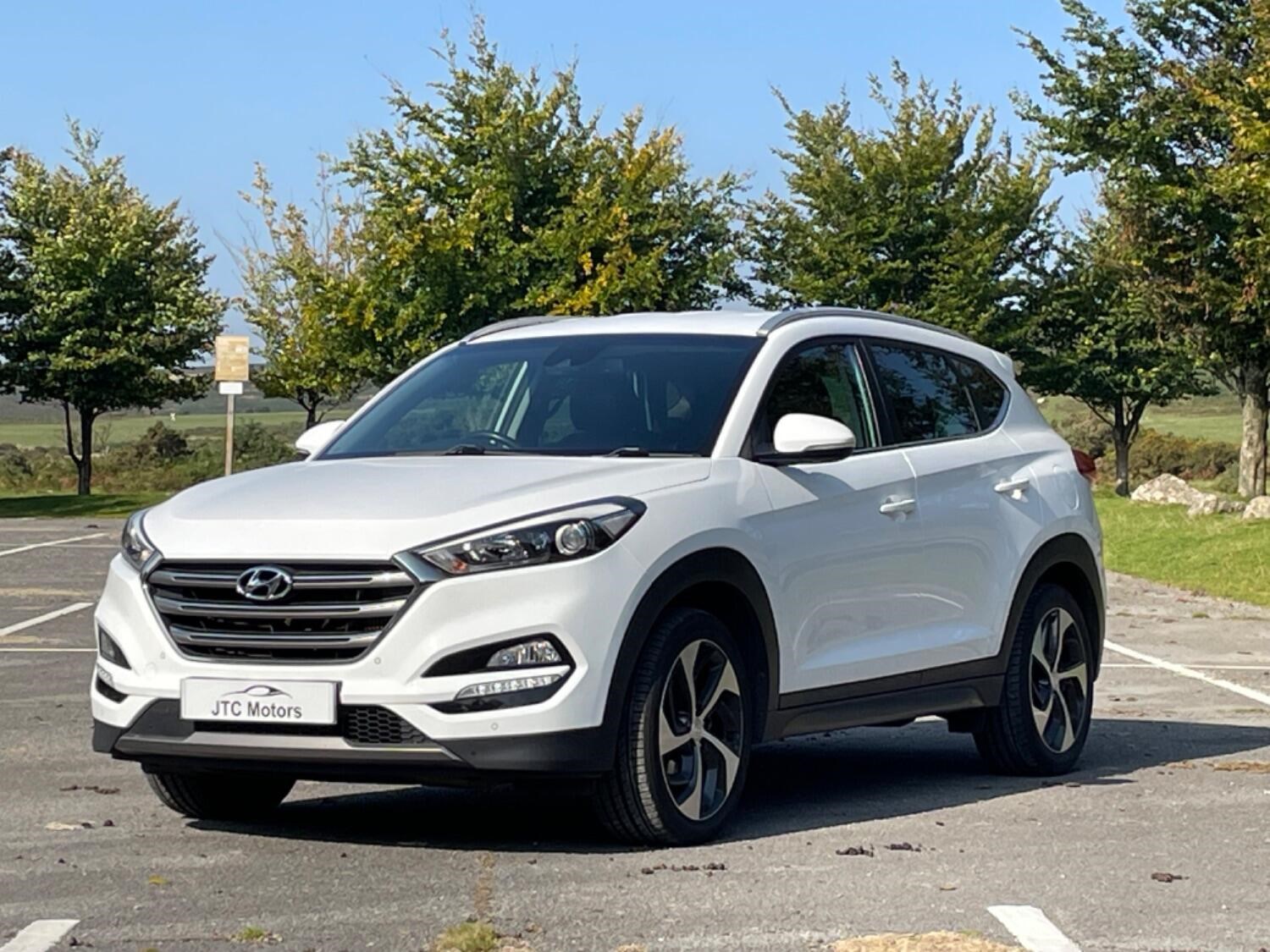 Hyundai TUCSON Listing Image