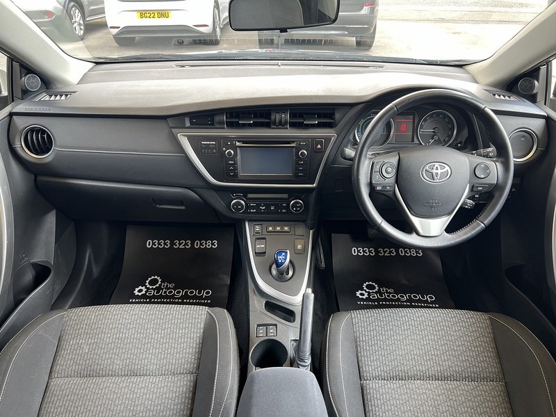 Toyota Auris Listing Image