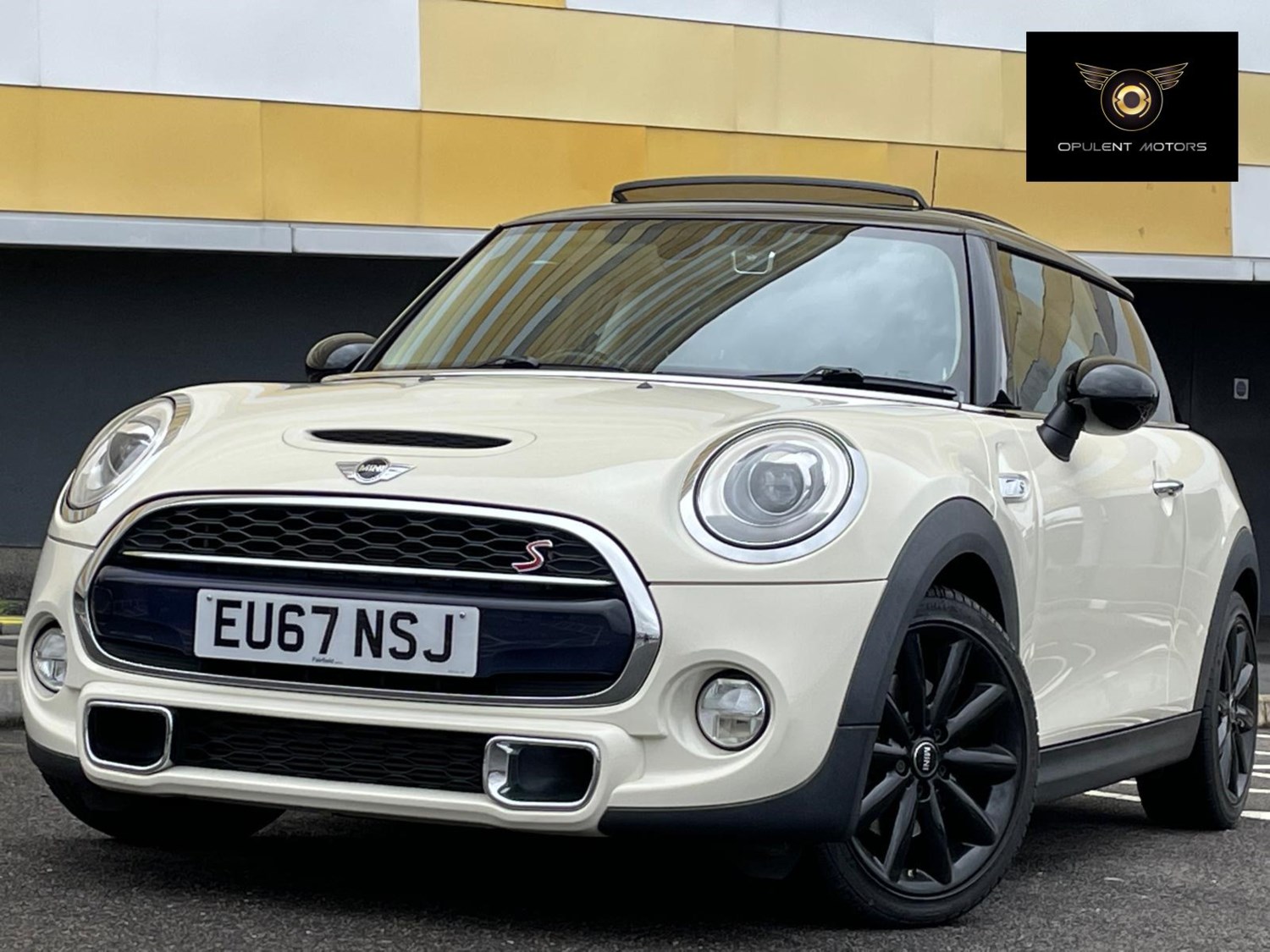 MINI Hatch Listing Image