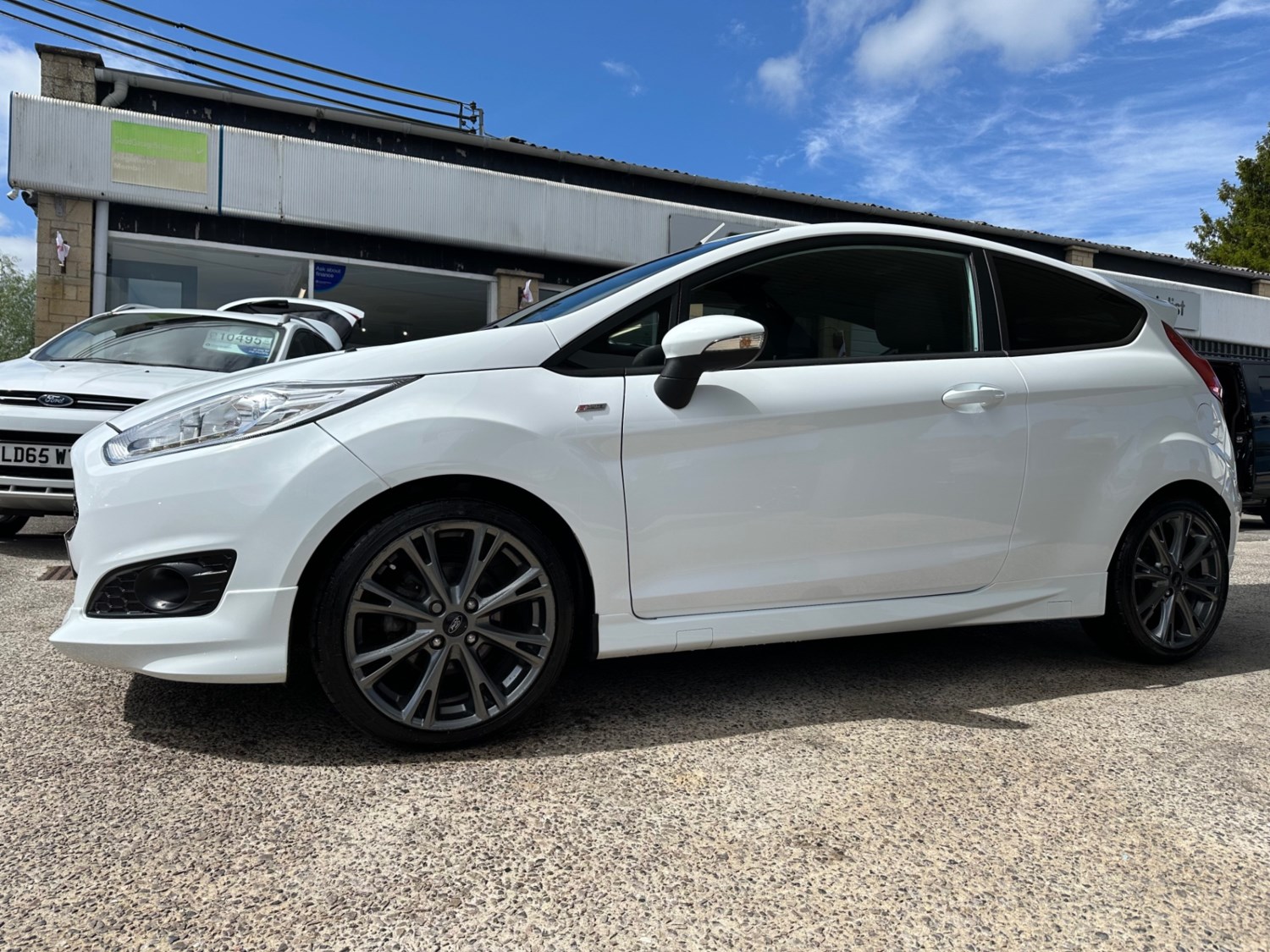 Ford Fiesta Listing Image