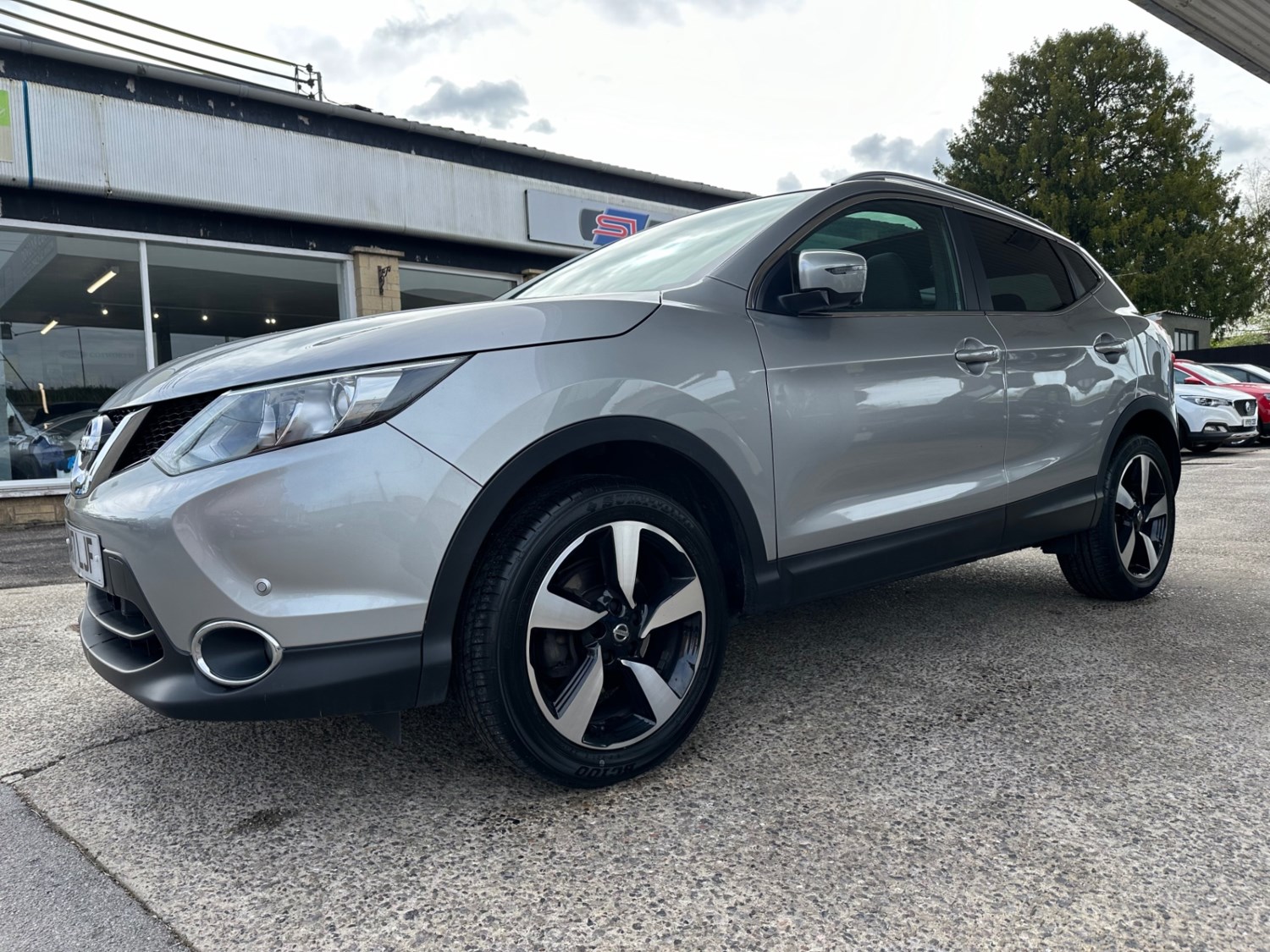 Nissan Qashqai Listing Image