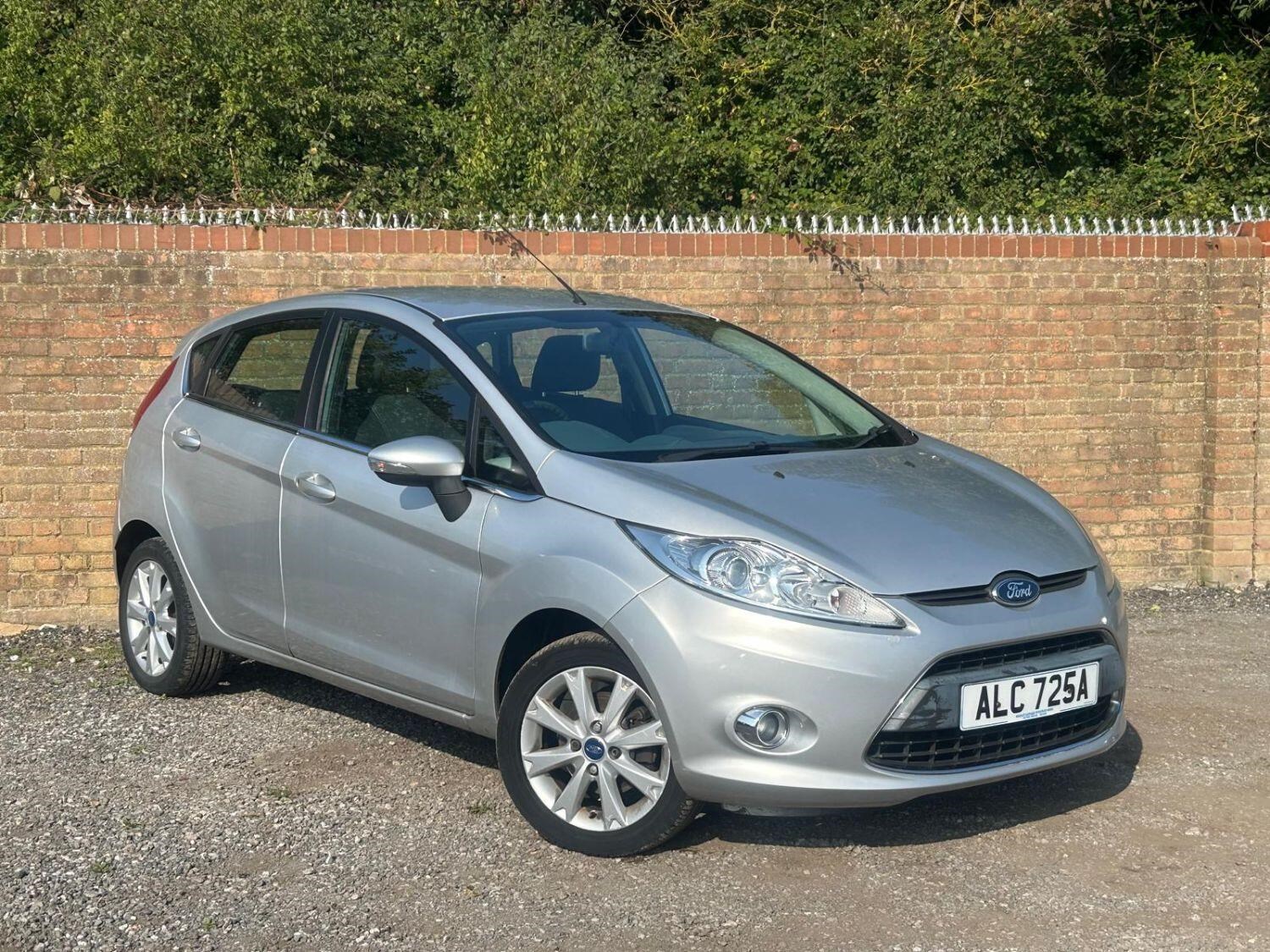 Ford Fiesta Listing Image