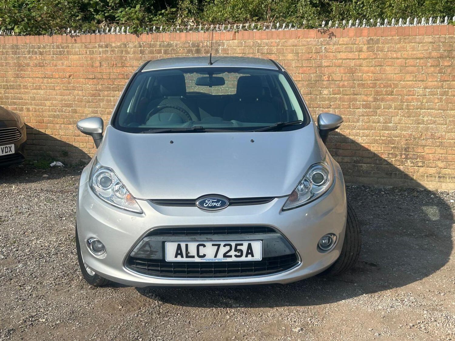 Ford Fiesta Listing Image