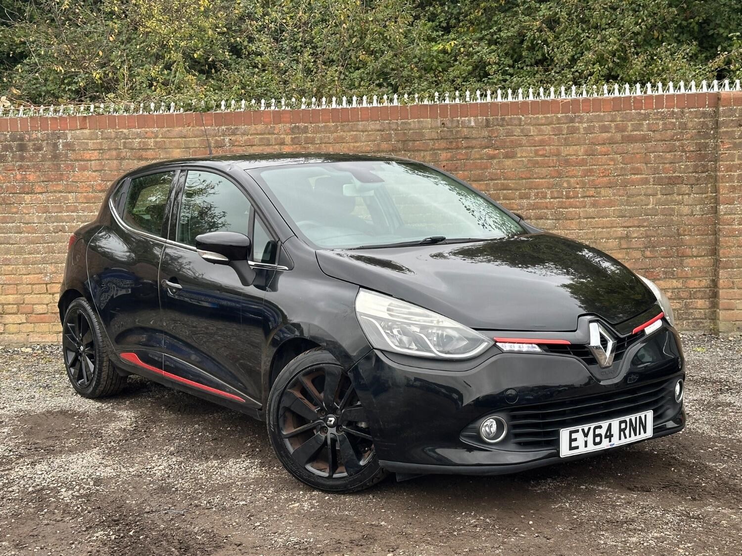 Renault Clio Listing Image