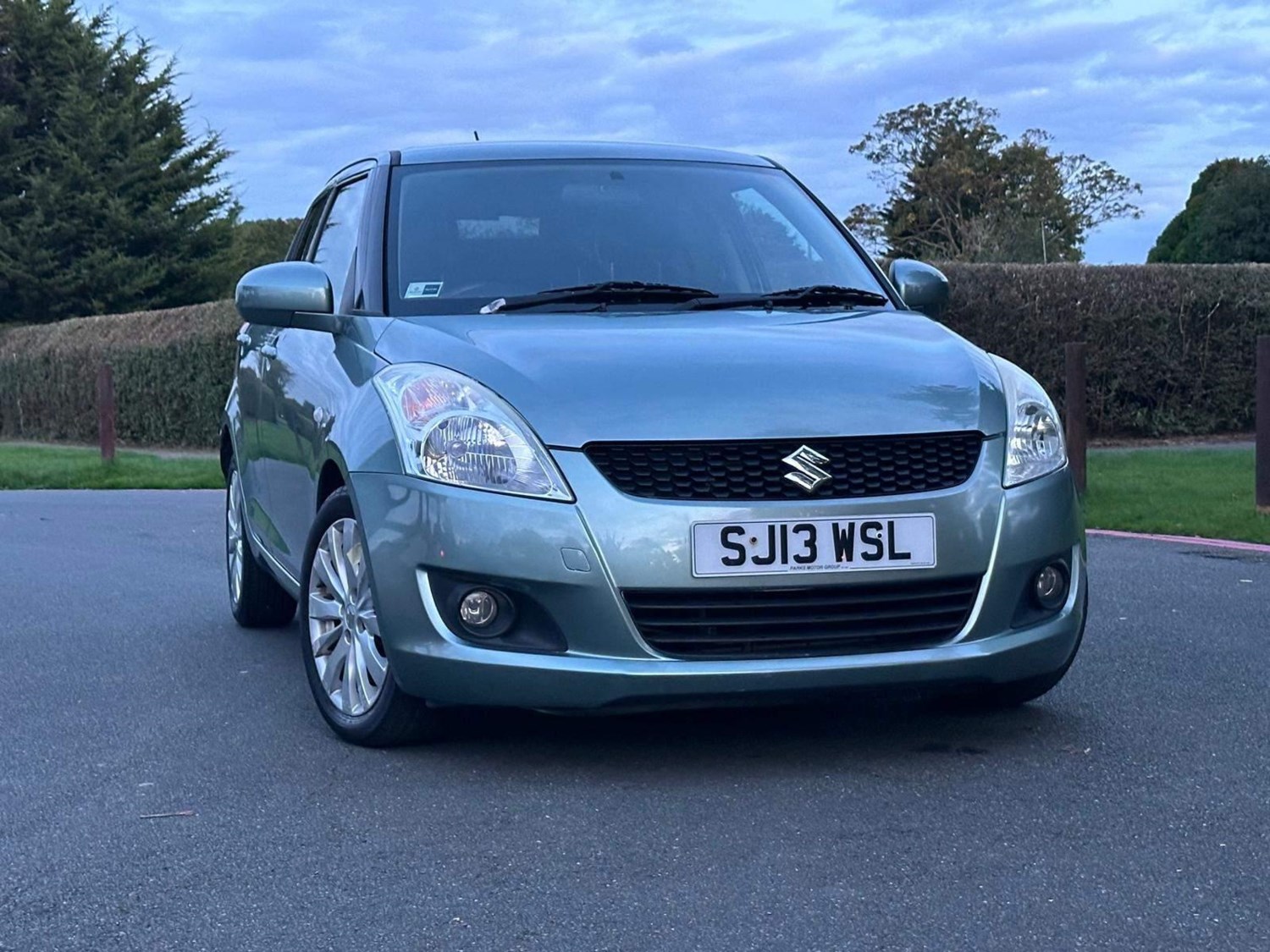 Suzuki Swift Listing Image