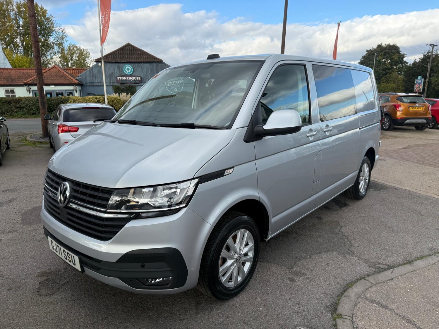 Volkswagen Transporter Listing Image