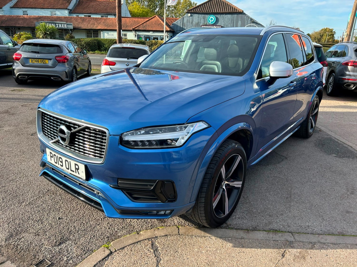 Volvo XC90 Listing Image