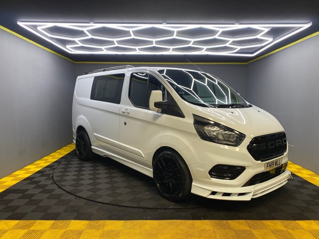 Ford Transit Custom Listing Image