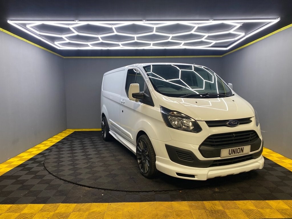 Ford Transit Custom Listing Image