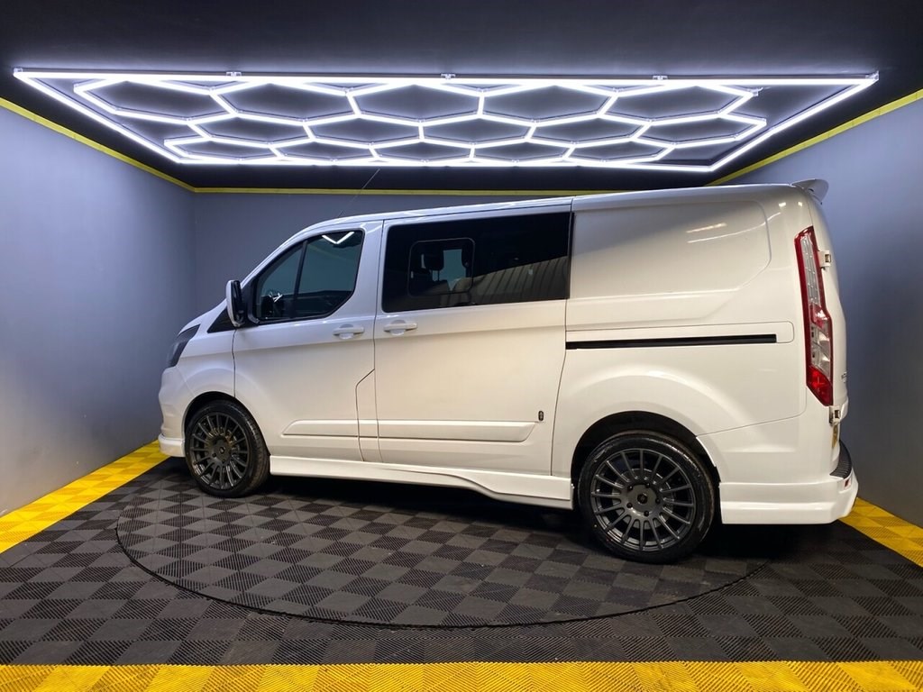 Ford Transit Custom Listing Image