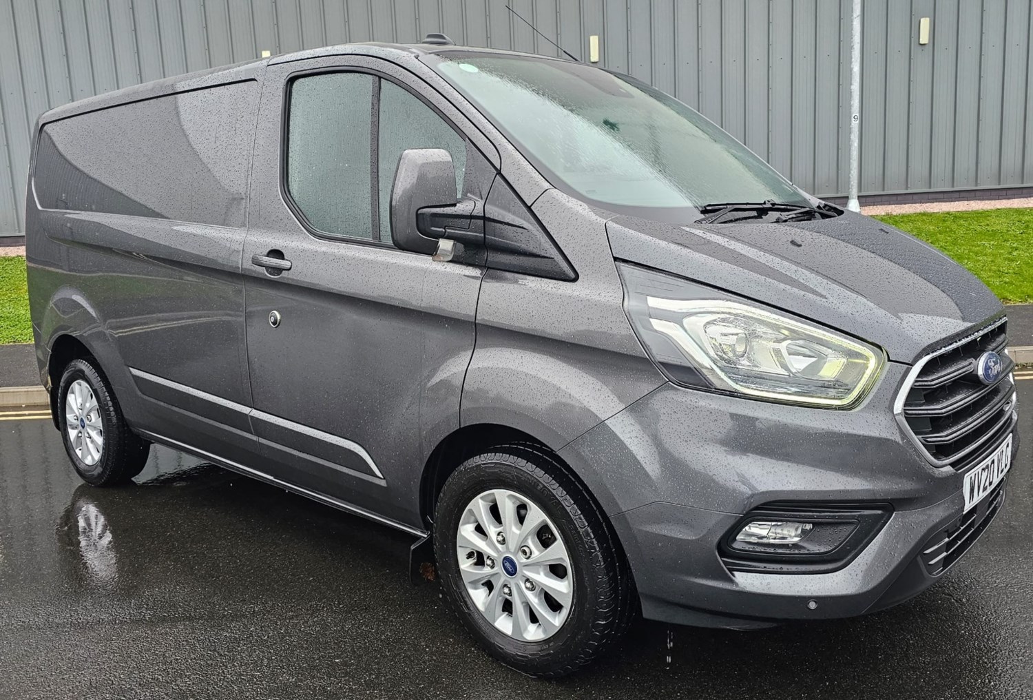 Ford Transit Custom Listing Image