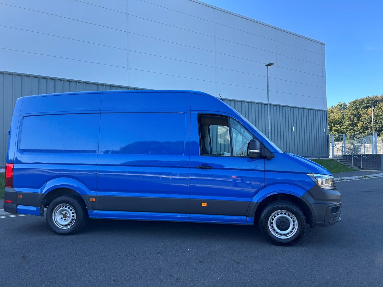 Volkswagen Crafter Listing Image