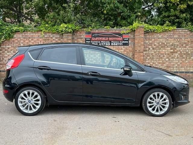 Ford Fiesta Listing Image