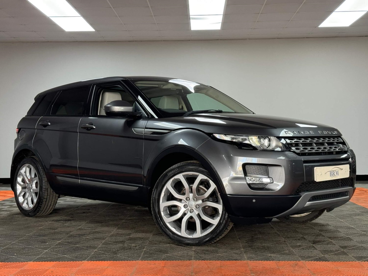 Land Rover Range Rover Evoque Listing Image