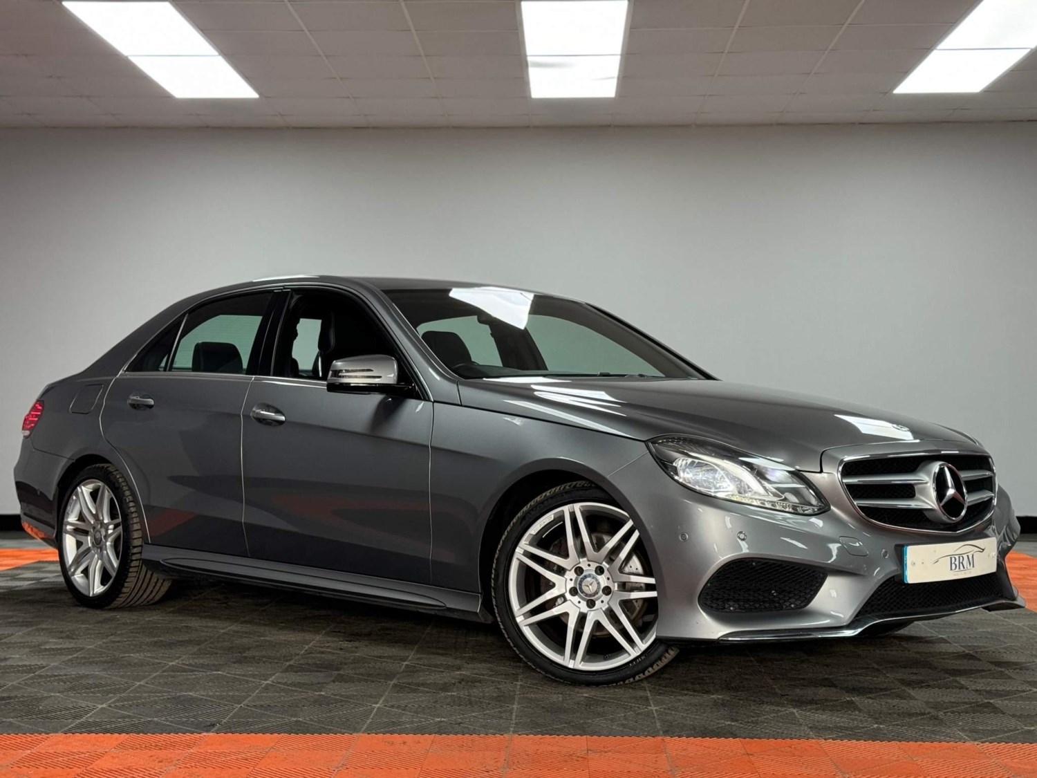 Mercedes-Benz E-Class Listing Image