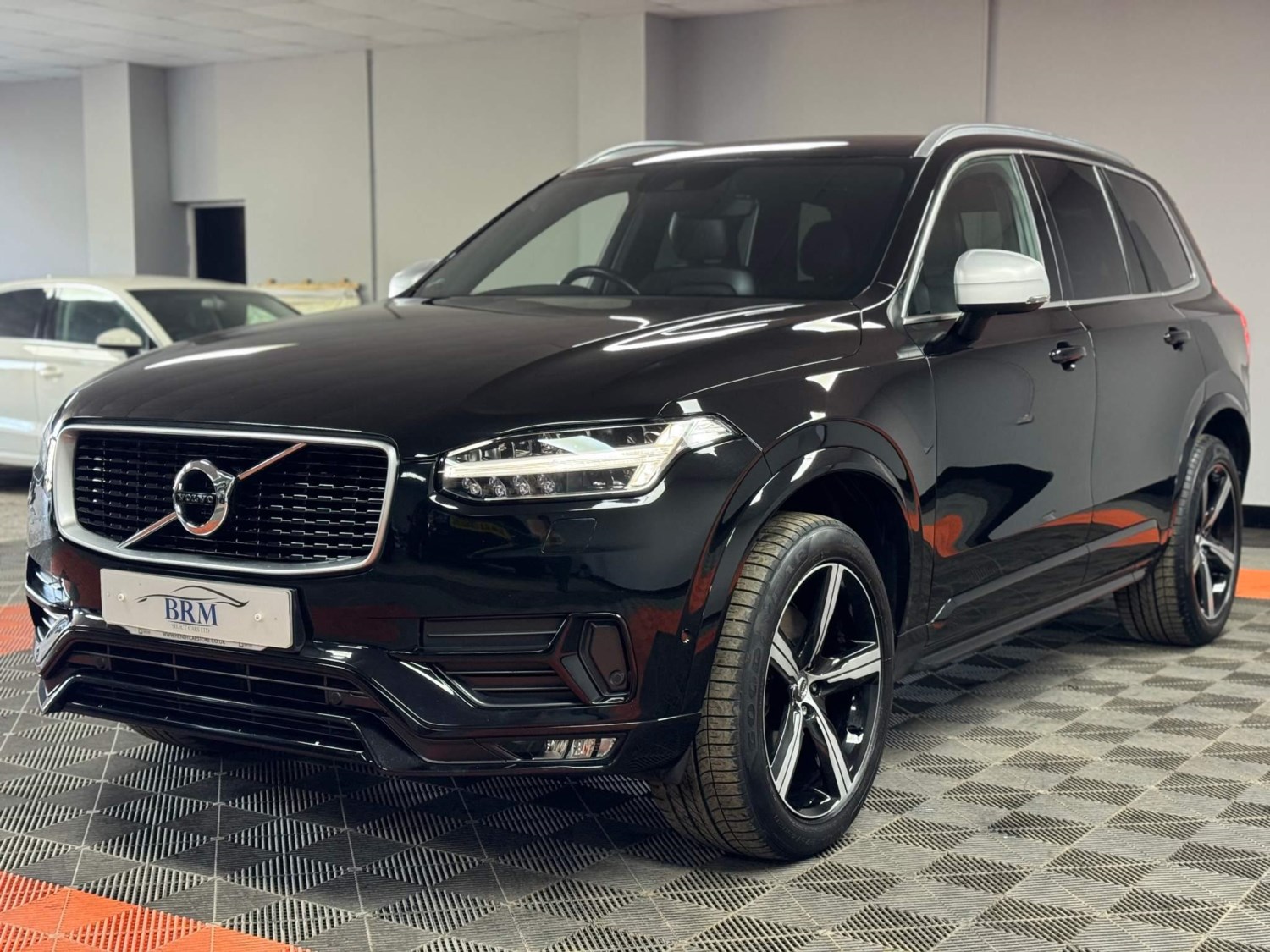 Volvo XC90 Listing Image