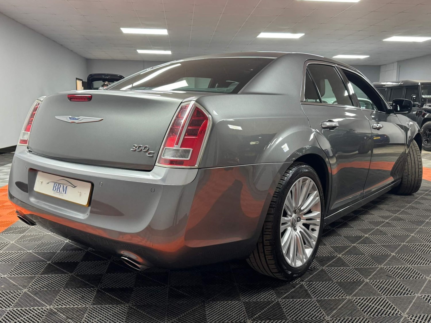 Chrysler 300C Listing Image