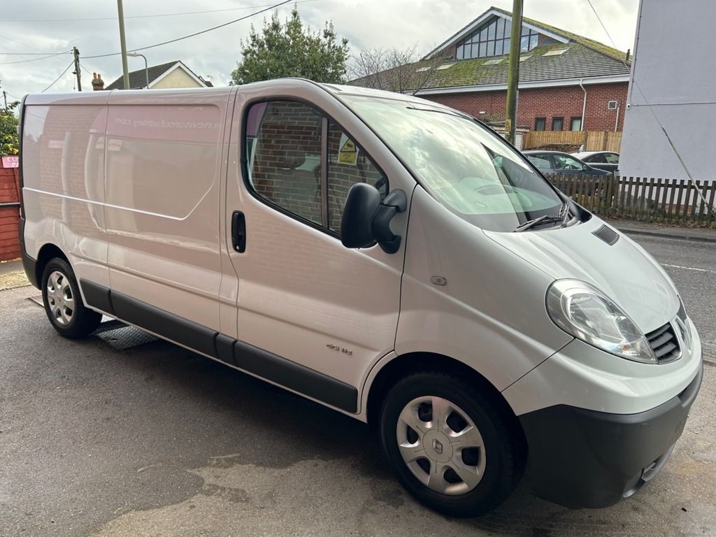 Renault Trafic Listing Image