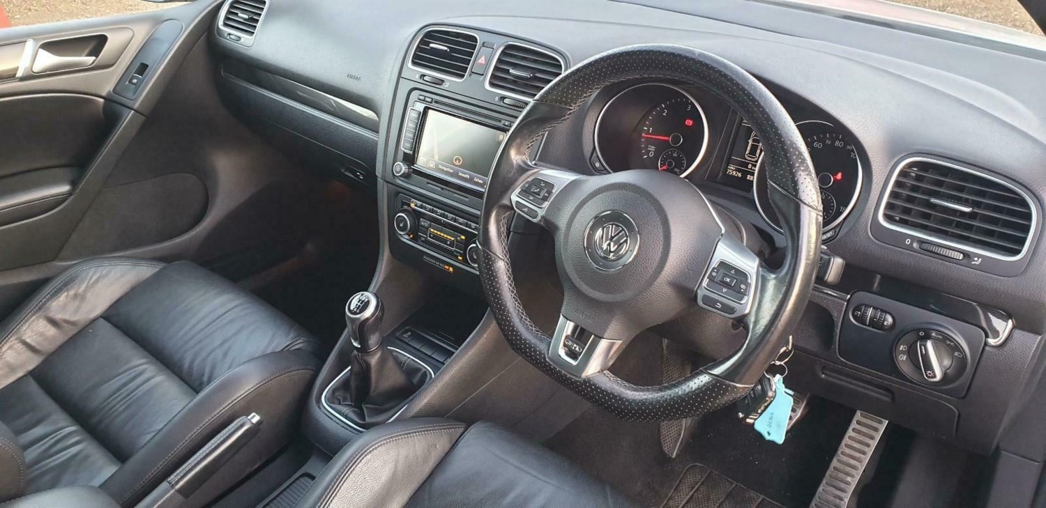 Volkswagen Golf Listing Image