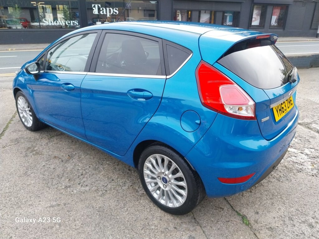 Ford Fiesta Listing Image