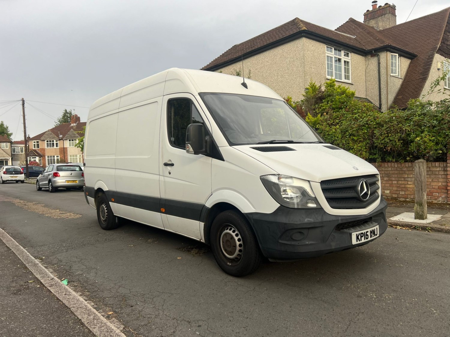 Mercedes-Benz Sprinter Listing Image