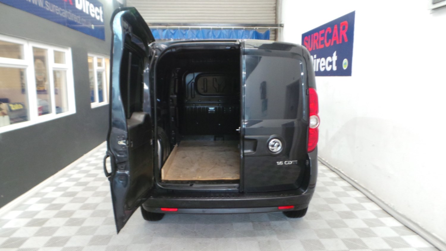 Vauxhall Combo Listing Image