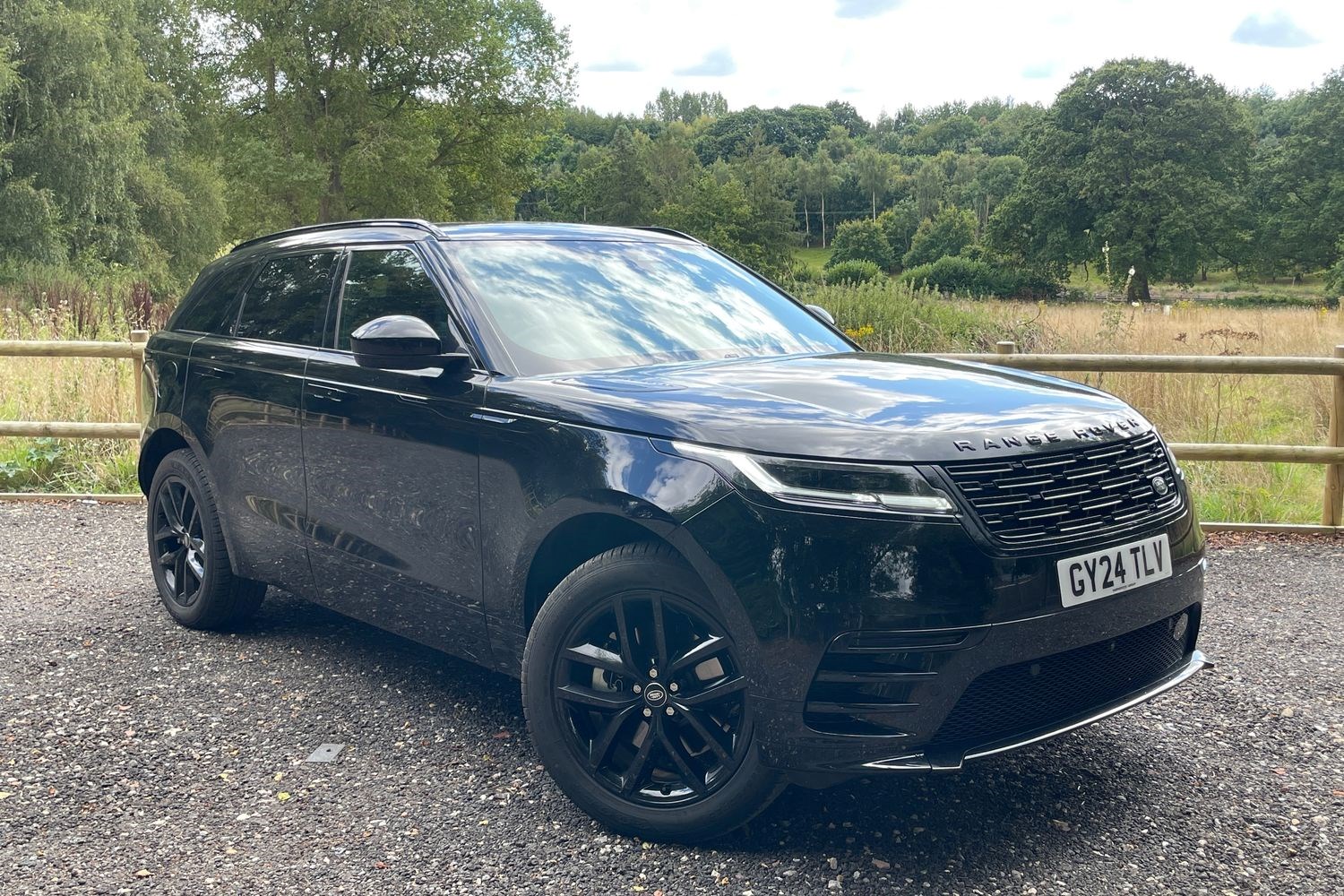 Land Rover Range Rover Velar Listing Image