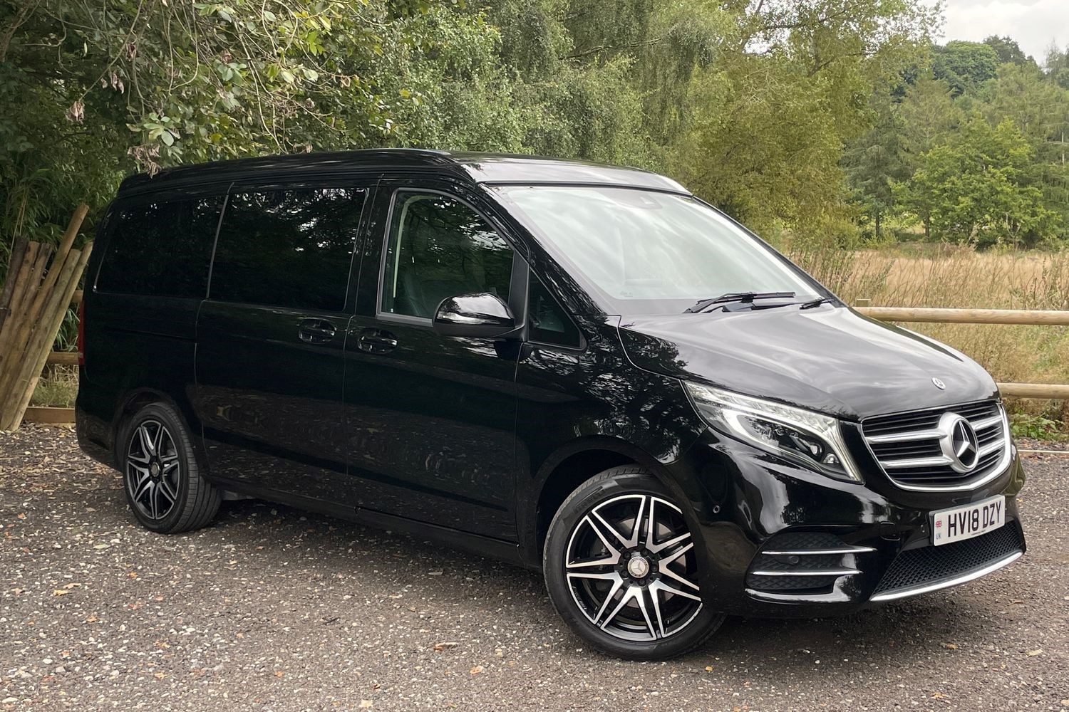 Mercedes-Benz V-Class Listing Image