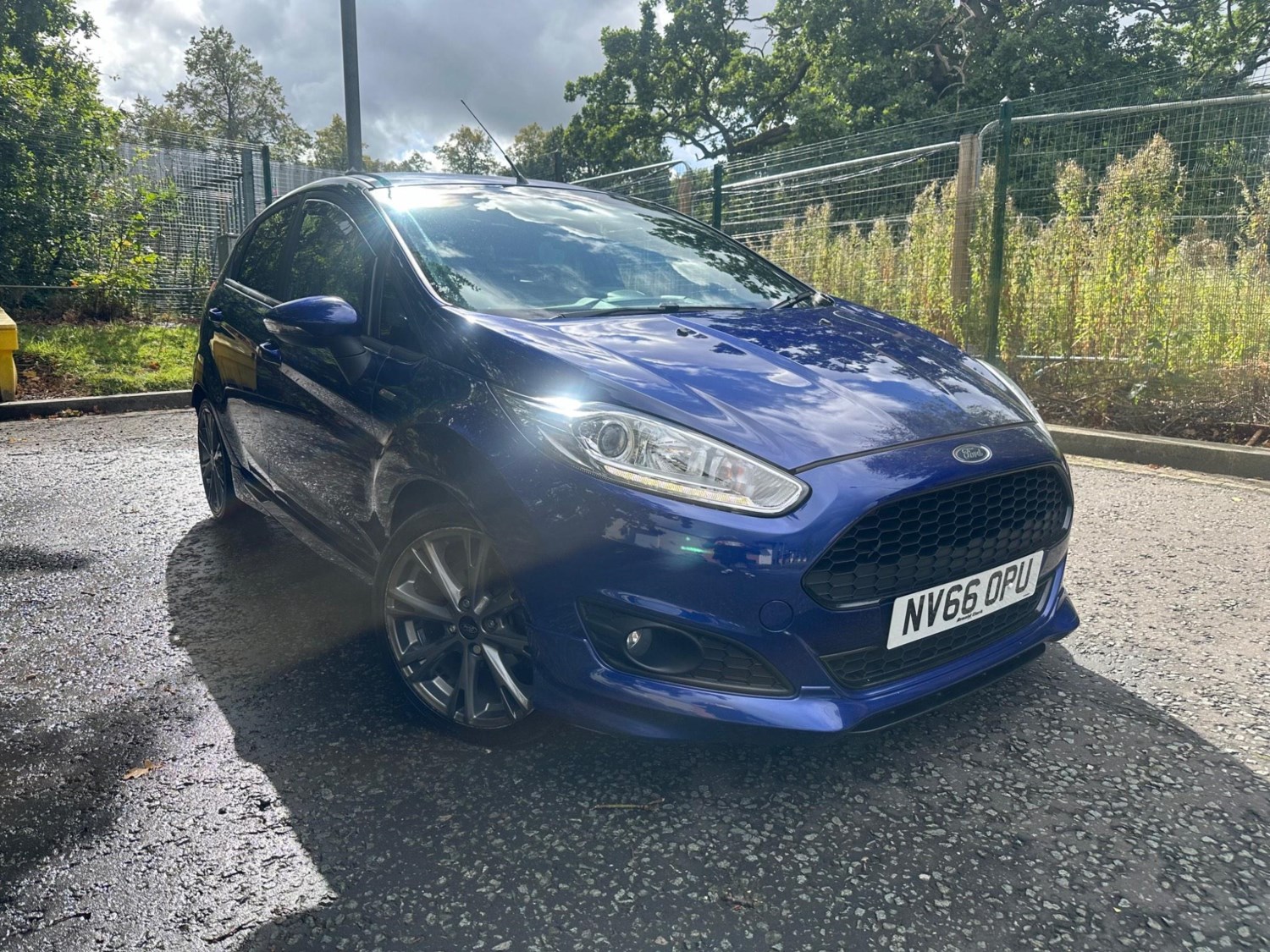 Ford Fiesta Listing Image