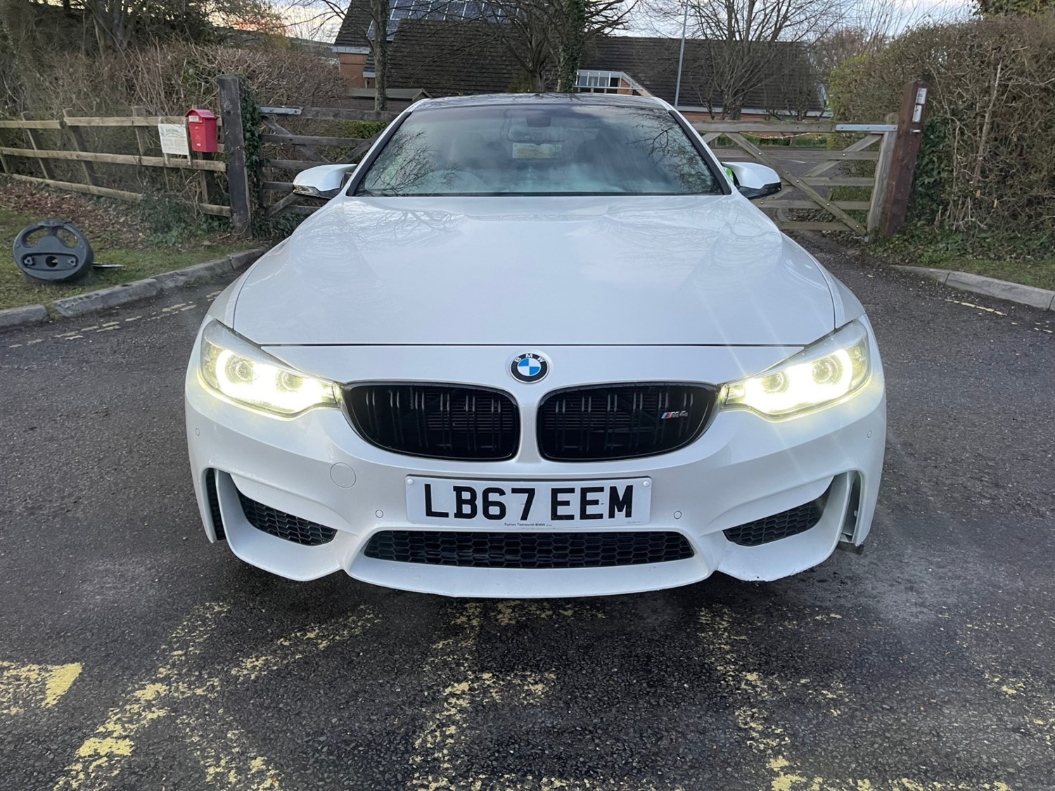 BMW M4 Listing Image