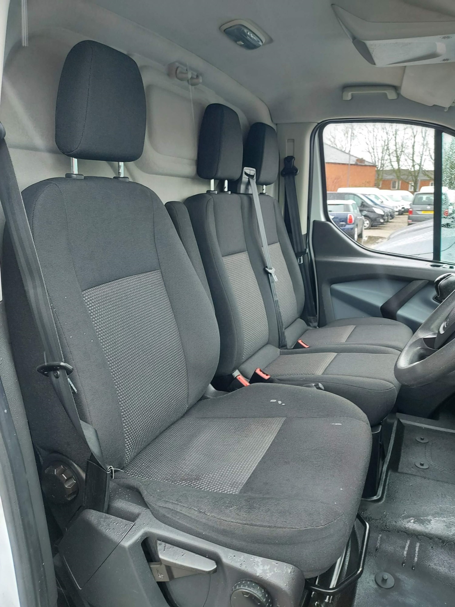 Ford Transit Custom Listing Image