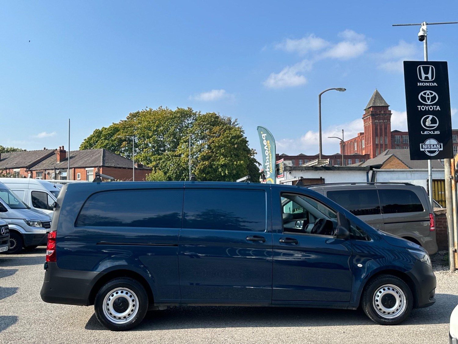 Mercedes-Benz Vito Listing Image