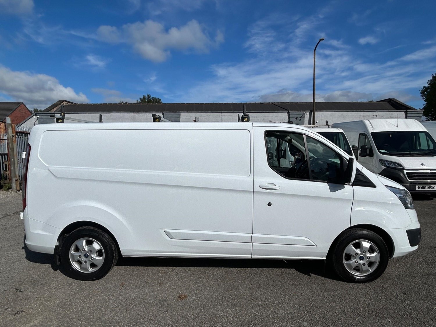 Ford Transit Custom Listing Image