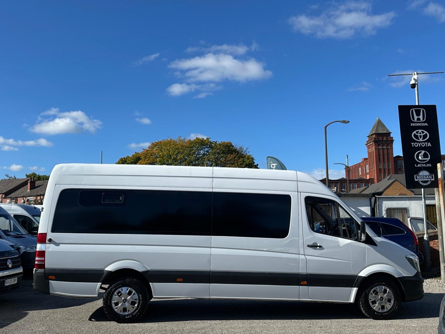 Mercedes-Benz Sprinter Listing Image