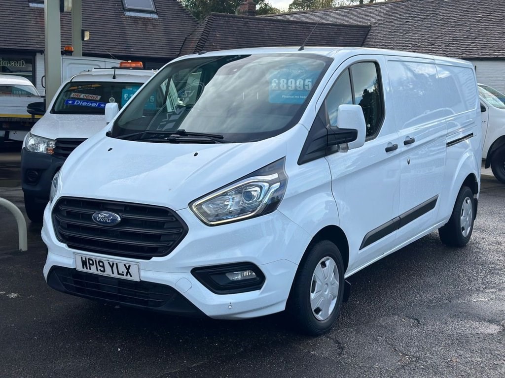 Ford Transit Custom Listing Image