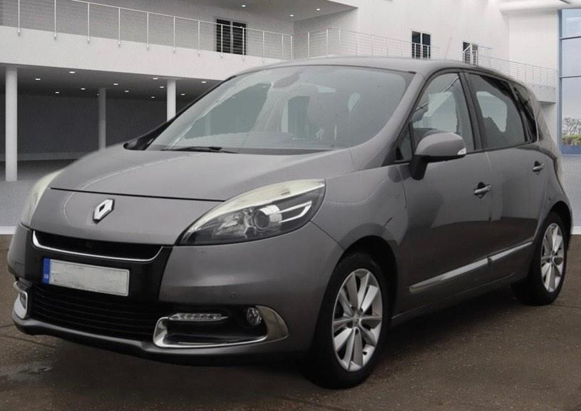 Renault Scenic Listing Image