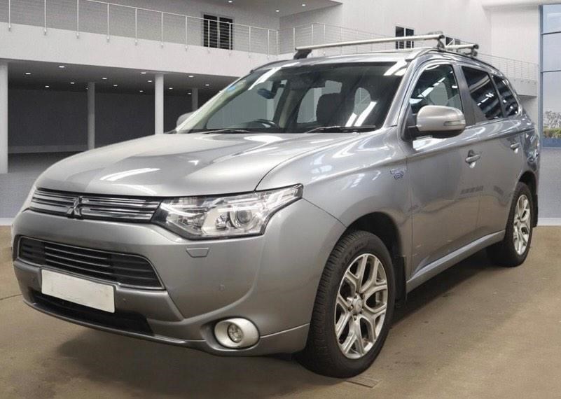 Mitsubishi Outlander Listing Image