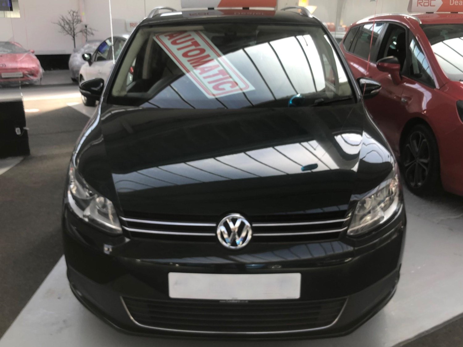 Volkswagen Touran Listing Image